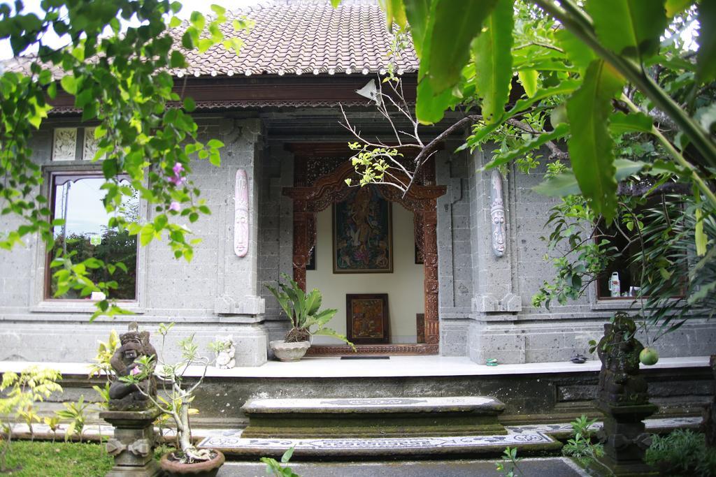 Tagel Karsa House Hotel Ubud  Exterior photo