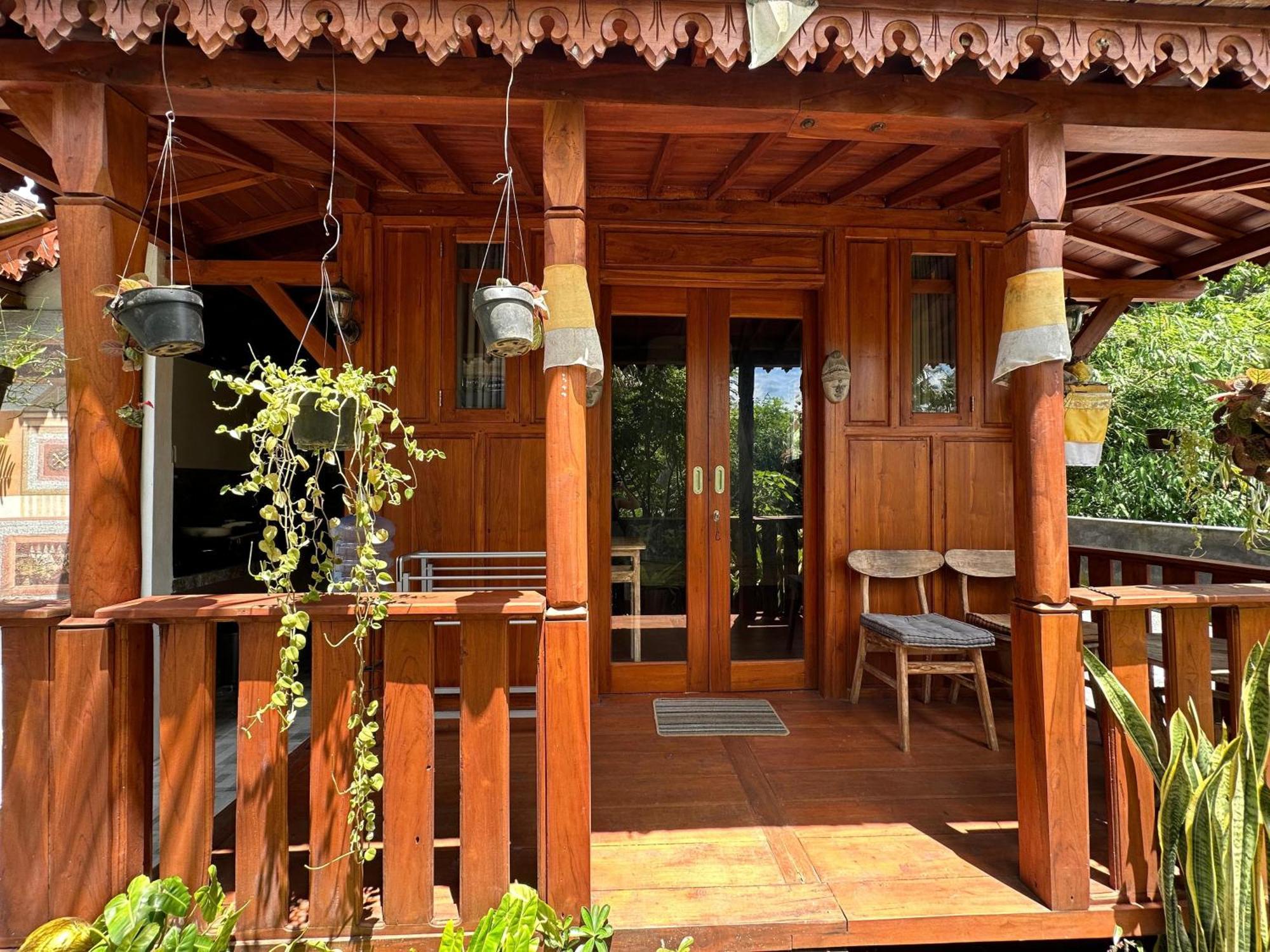 Tagel Karsa House Hotel Ubud  Exterior photo